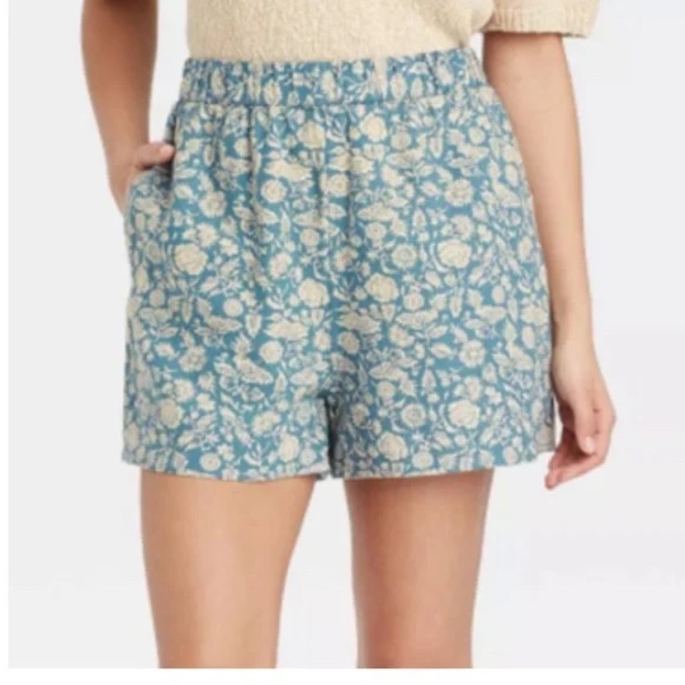 Universal Thread Teal Floral High Waist Shorts